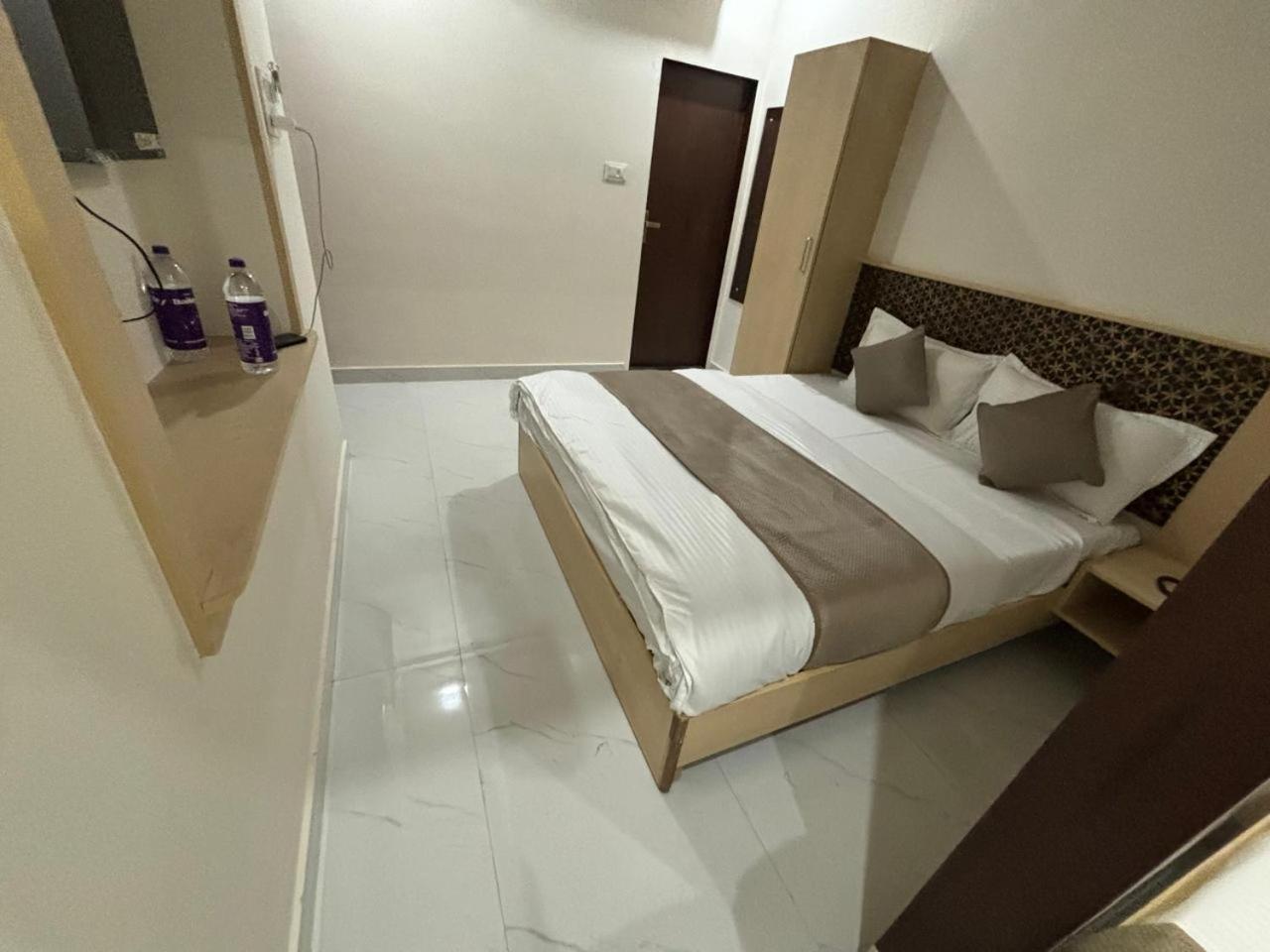 Hotel Silver Moon Jaipur Eksteriør bilde